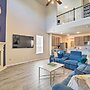 Houston Home w/ Private Yard - 16 Mi to Dtwn