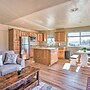 Comfy Oakhurst Duplex Near Hiking & Sightseeing!
