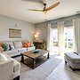 Beaufort Getaway w/ Pool Access, 2 Mi to Downtown!