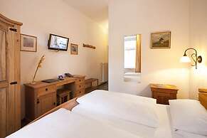 Hahn Hotel