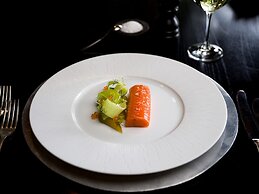 Huka Lodge, Beckons