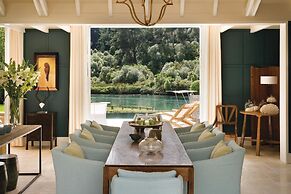 Huka Lodge, Beckons