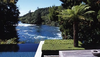 Huka Lodge, Beckons
