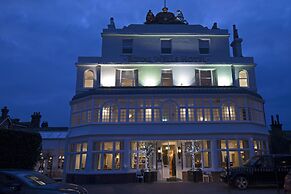 Royal Wells Hotel