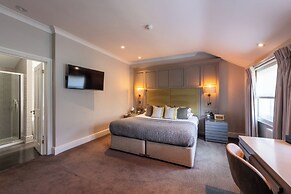 Royal Wells Hotel
