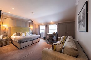 Royal Wells Hotel