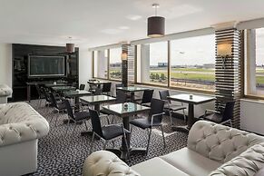 Renaissance London Heathrow Hotel