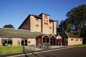 ibis London Luton Airport