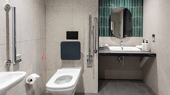 Crowne Plaza Birmingham City Centre by IHG