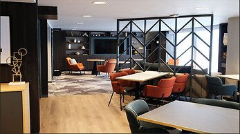 Crowne Plaza Birmingham City Centre by IHG