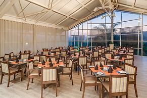Protea Hotel by Marriott Karridene Beach