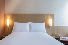 ibis Nantes Centre Tour Bretagne