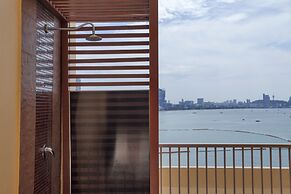 Dusit Thani Pattaya