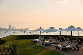 Dusit Thani Pattaya
