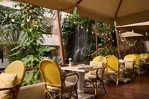 Dusit Thani Pattaya