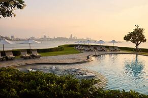 Dusit Thani Pattaya
