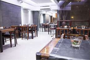 Tritone Hotel
