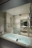 Hilton Cairns
