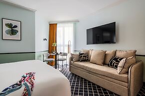 Hotel Faubourg Galant Paris - Handwritten Collection