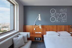 Hyatt Regency Paris Etoile