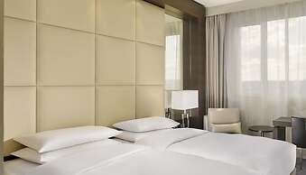 Hyatt Regency Paris Etoile