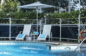 Hotel Abner's
