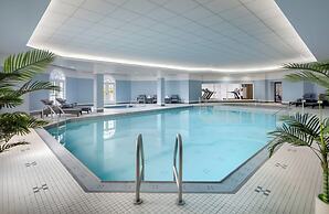 Fairmont Hotel Macdonald