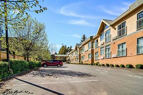 Motel 6 Surrey, BC