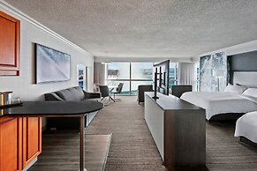 Niagara Falls Marriott on the Falls