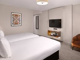 Strand Palace Hotel
