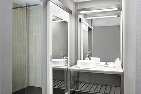Aloft by Marriott Calgary University