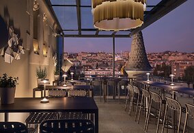 Royal Savoy Hotel & Spa