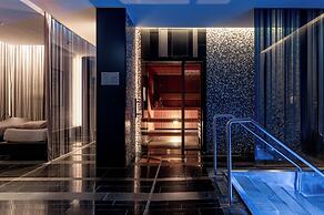 Royal Savoy Hotel & Spa