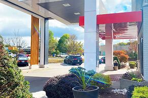 Comfort Inn Cambridge - Highway 401