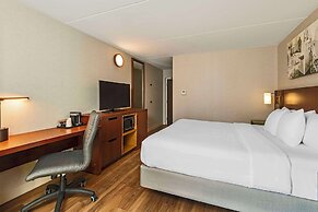 Comfort Inn Cambridge - Highway 401