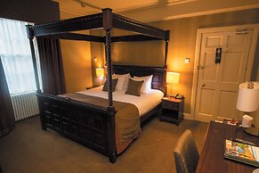 The Tontine Hotel