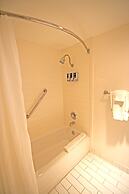 Four Points by Sheraton Ventura Harbor Resort