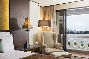 Anantara Riverside Bangkok Resort