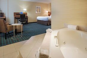 Fairfield Inn & Suites by Marriott Belleville