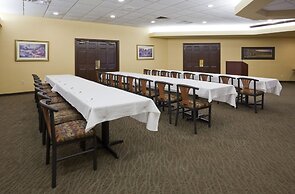DoubleTree by Hilton Austin, MN