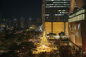 Lotte Hotel World