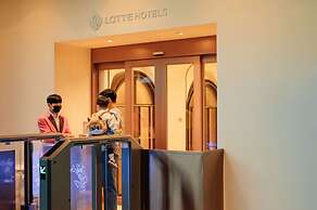 Lotte Hotel World