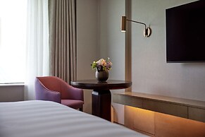 Lotte Hotel World