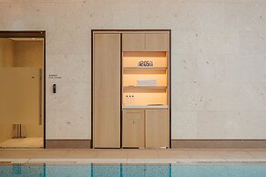 Lotte Hotel World