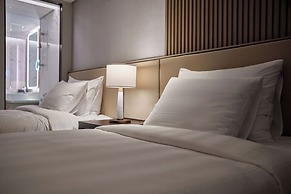 Lotte Hotel World