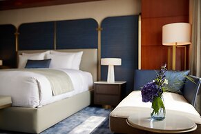 Lotte Hotel World