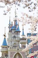 Lotte Hotel World