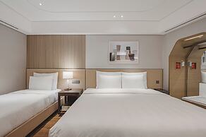 Lotte Hotel World