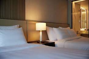Lotte Hotel World
