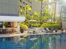 Makati Shangri-La, Manila